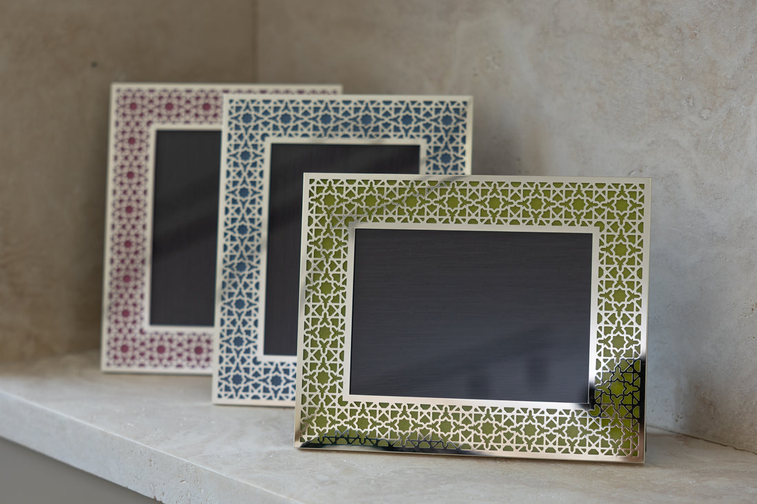 DUBAI Silver Photo Frame (5R) - Lime Green