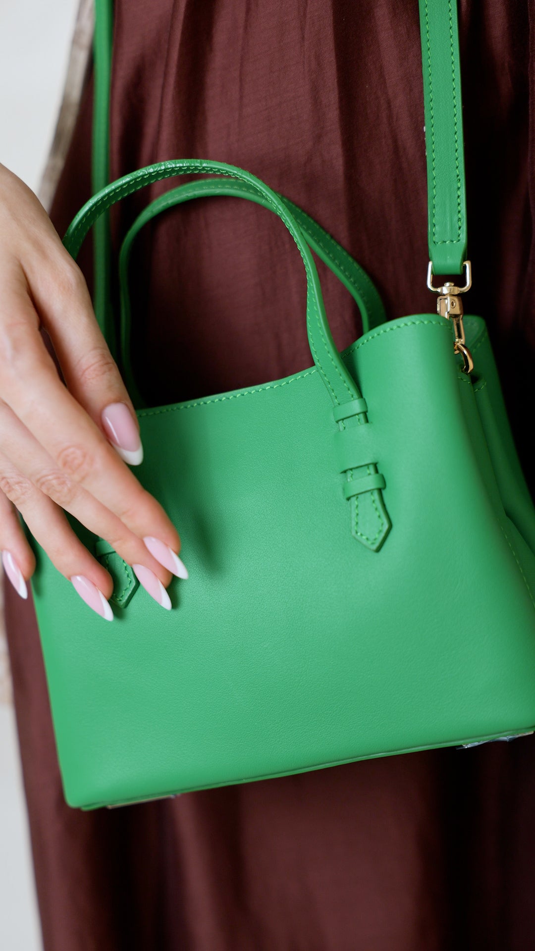 VEDA Emerald Green Epsom Leather Tote Crossbody Bag